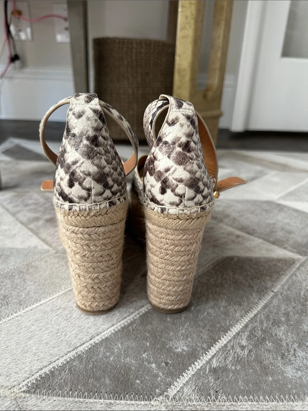 Tory Burch tory burch